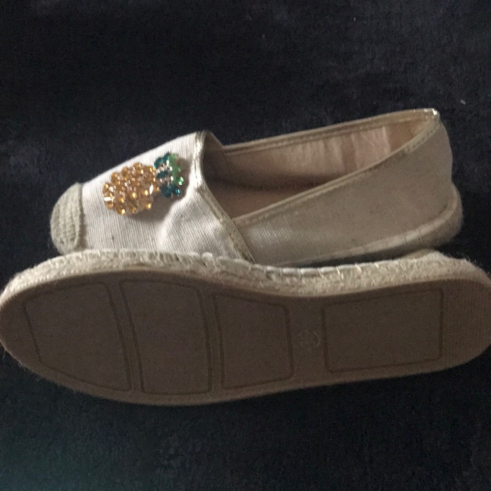 Sandals - Picture 2 of 2